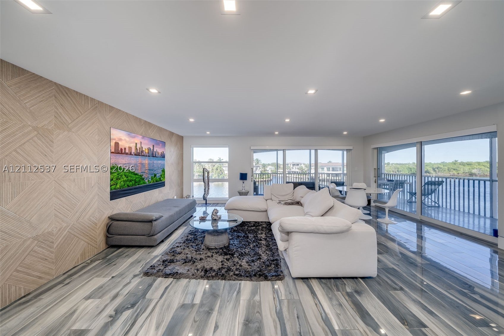 2871 N Ocean Blvd R360