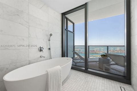 Tiny photo for 501 West Ave #4102, Miami Beach, FL 33139 (MLS # A12044871)