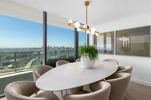 Tiny photo for 501 West Ave #4102, Miami Beach, FL 33139 (MLS # A12044871)