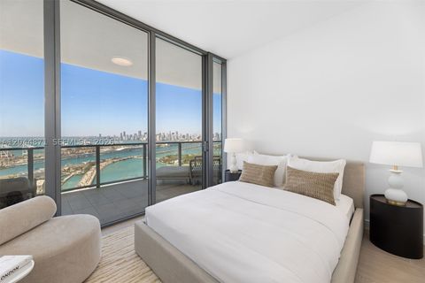 Tiny photo for 501 West Ave #4102, Miami Beach, FL 33139 (MLS # A12044871)