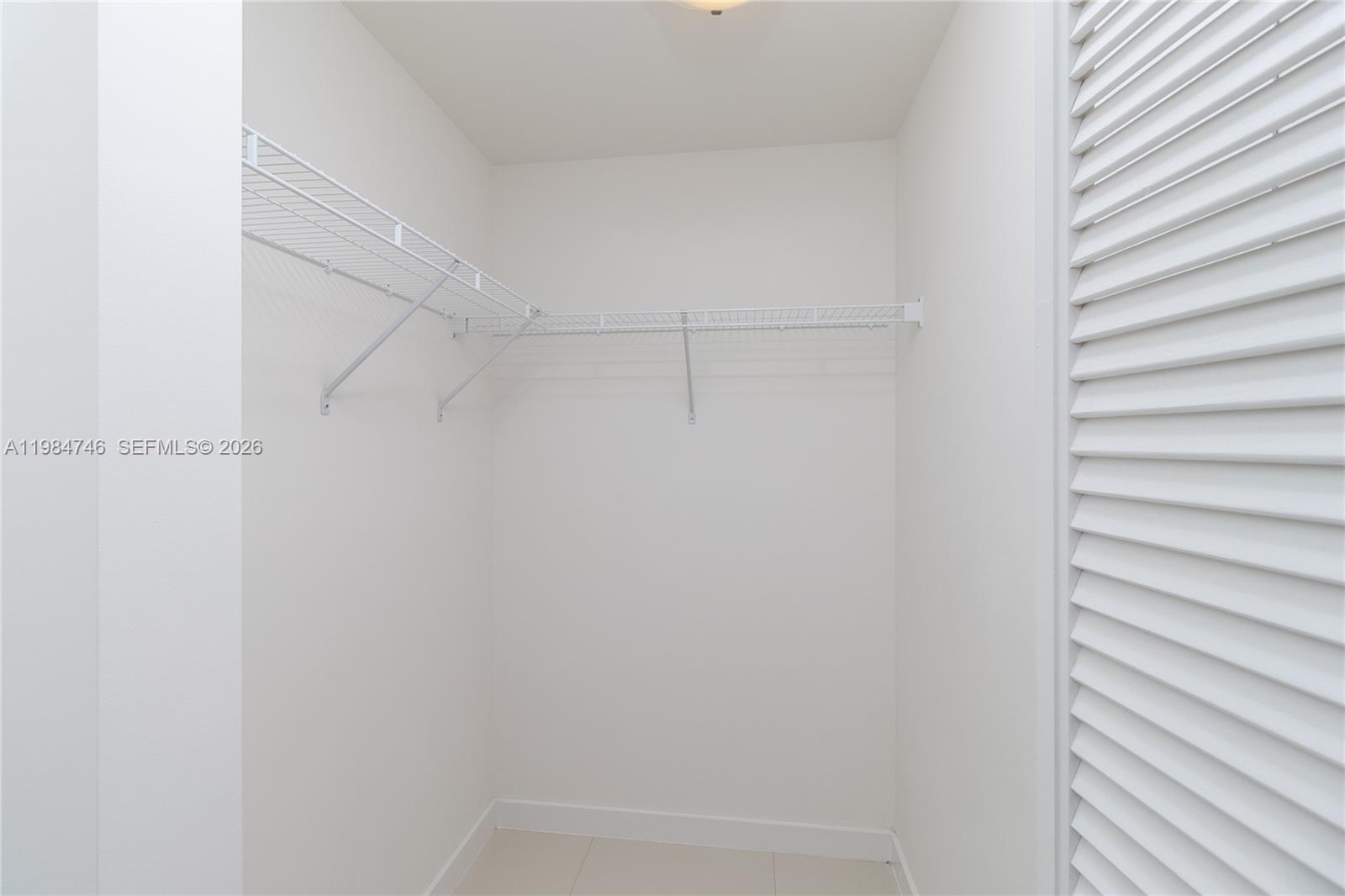 GRAND BAY COMMONS SOUTH - Residential Lease