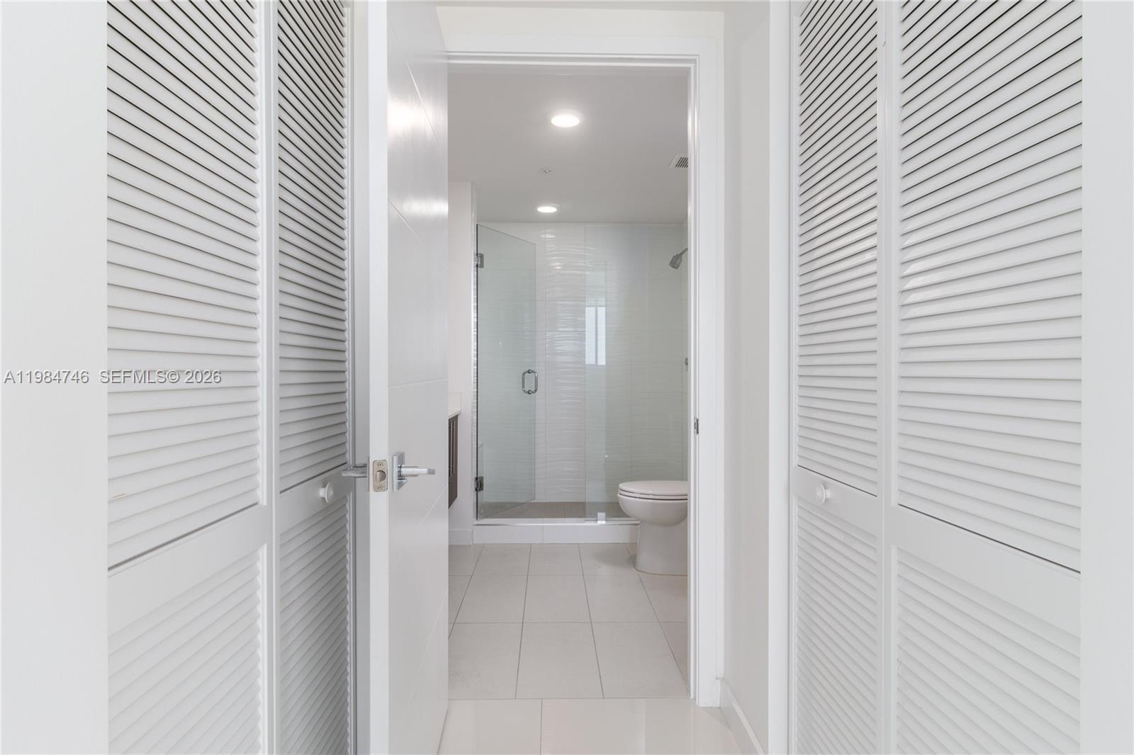 GRAND BAY COMMONS SOUTH - Residential Lease