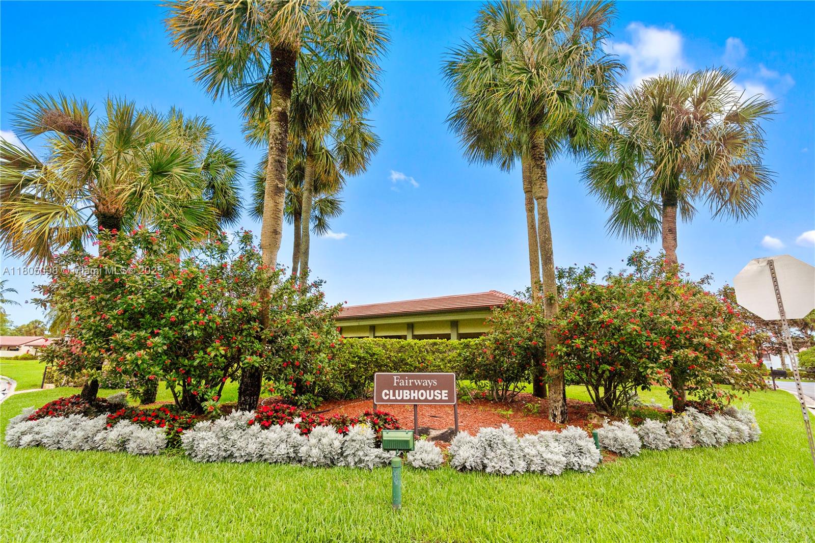 FAIRWAYS OF BOCA LAGO - Residential