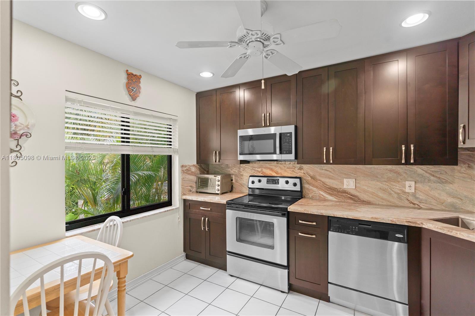 FAIRWAYS OF BOCA LAGO - Residential