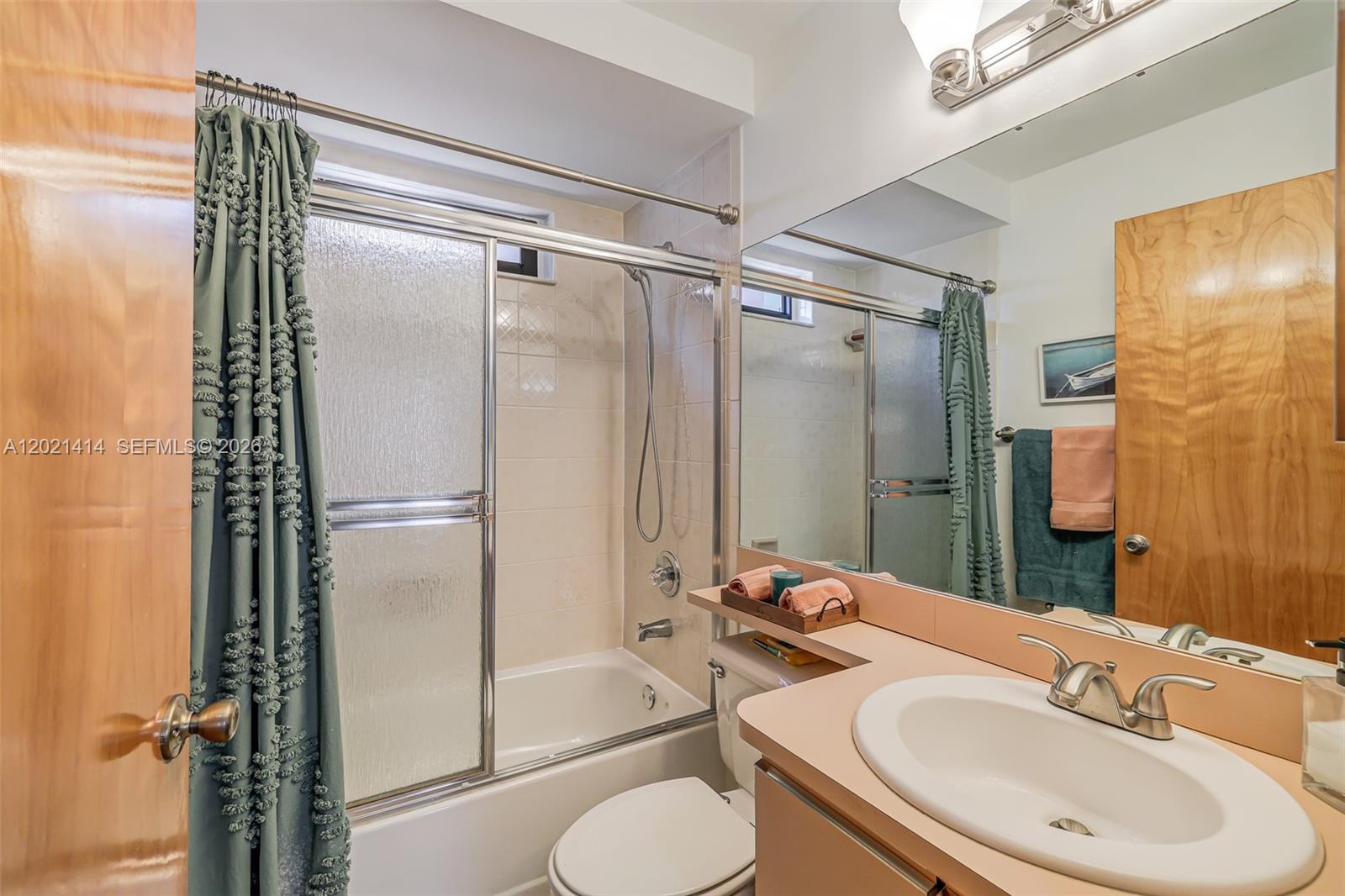 WESTWIND LAKES SEC 6 - Residential