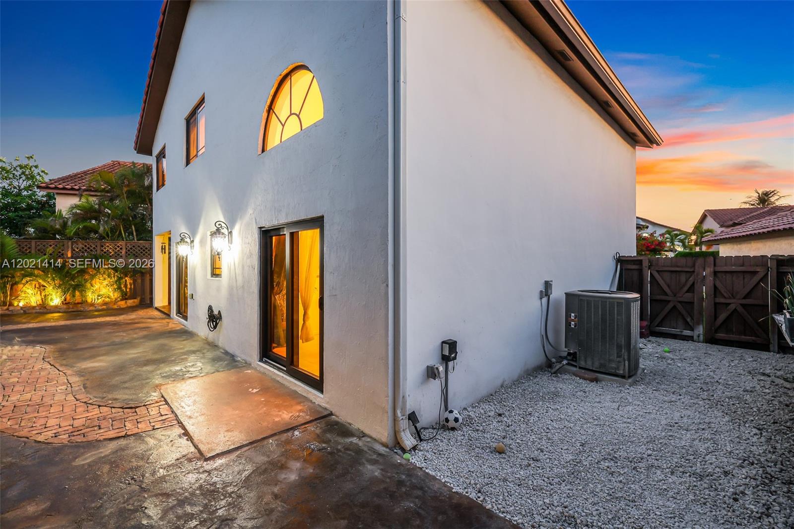 WESTWIND LAKES SEC 6 - Residential