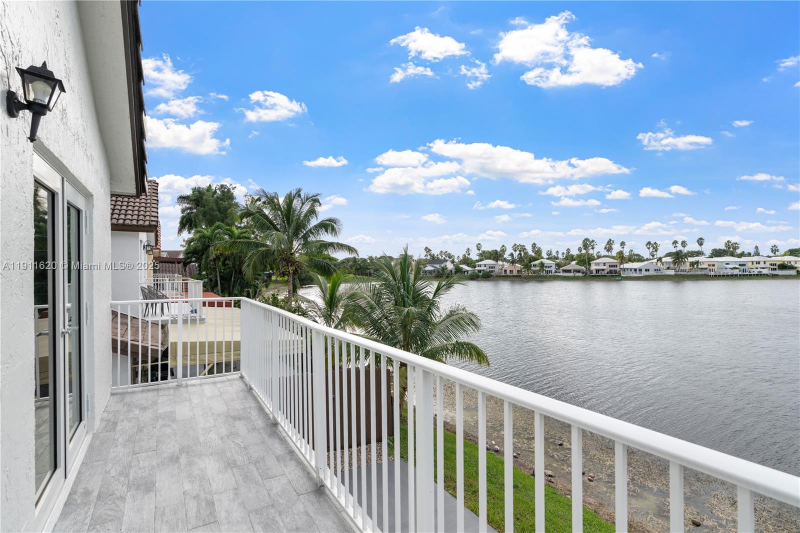 LAKES OF THE MEADOW-MEADO - Residential Lease