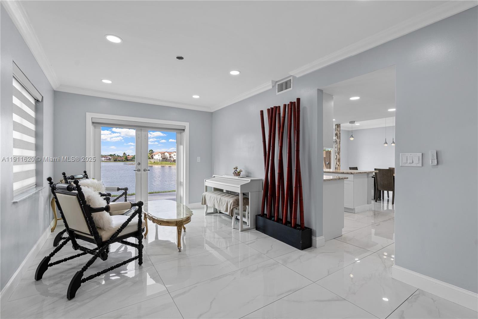 LAKES OF THE MEADOW-MEADO - Residential Lease