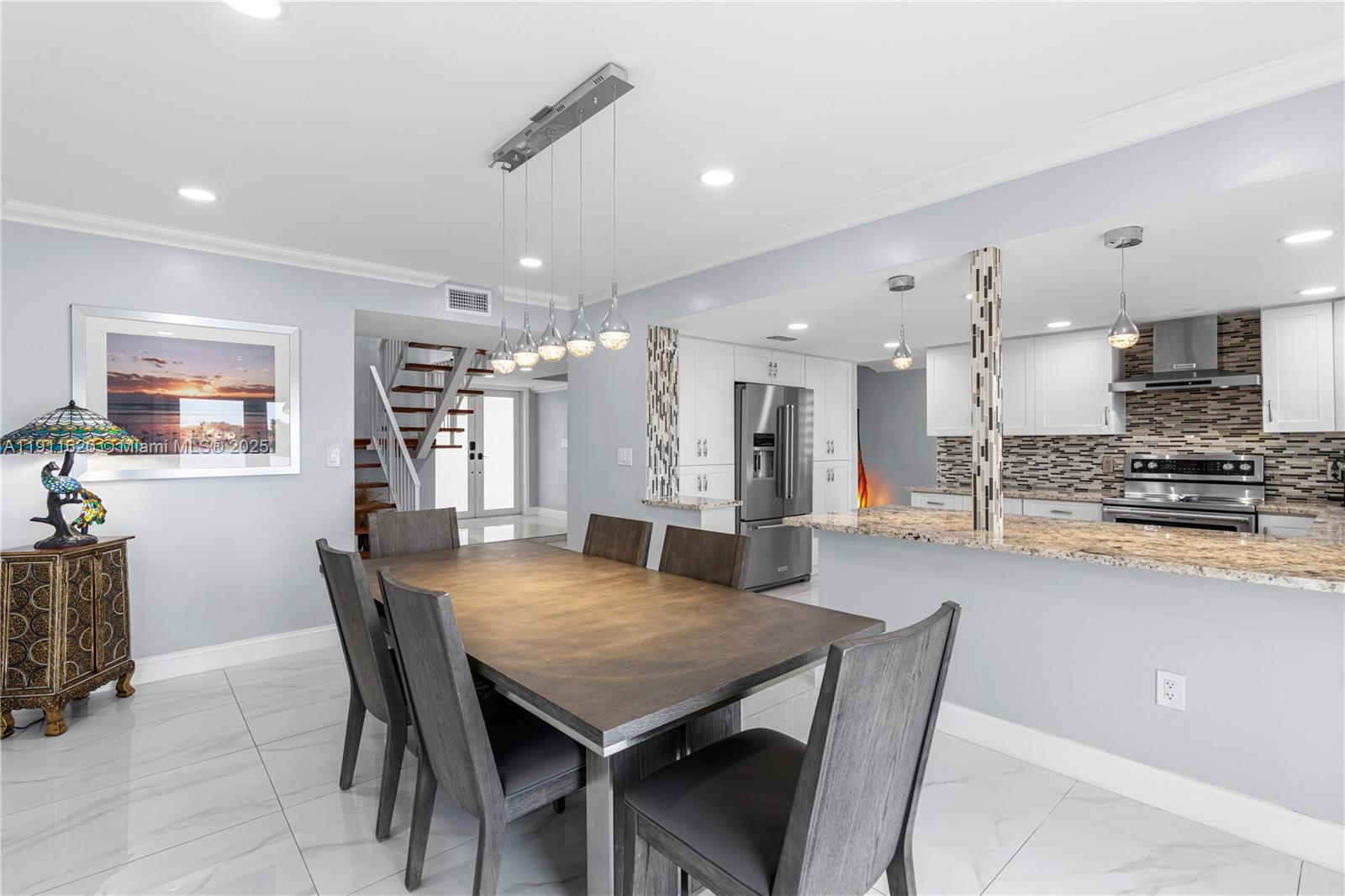 LAKES OF THE MEADOW-MEADO - Residential Lease