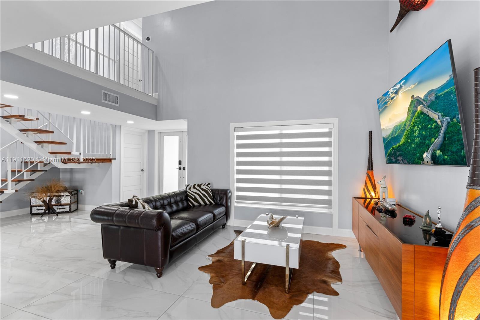 LAKES OF THE MEADOW-MEADO - Residential Lease