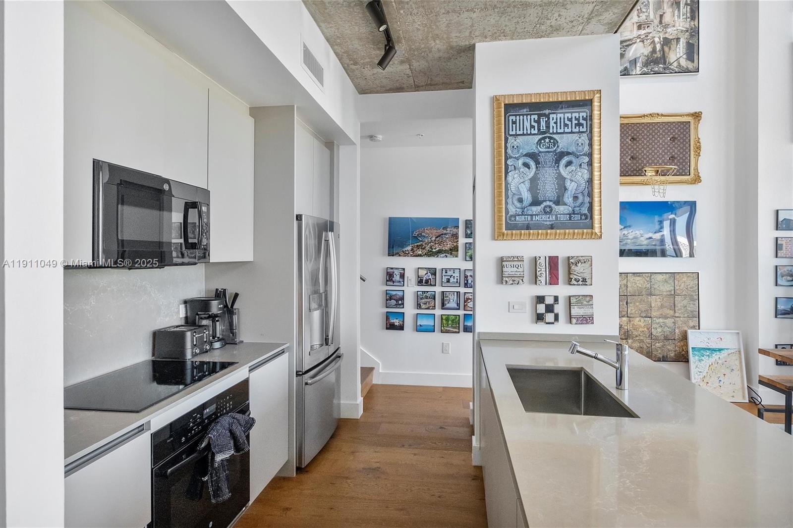 TWO MIDTOWN MIAMI CONDO - Residential