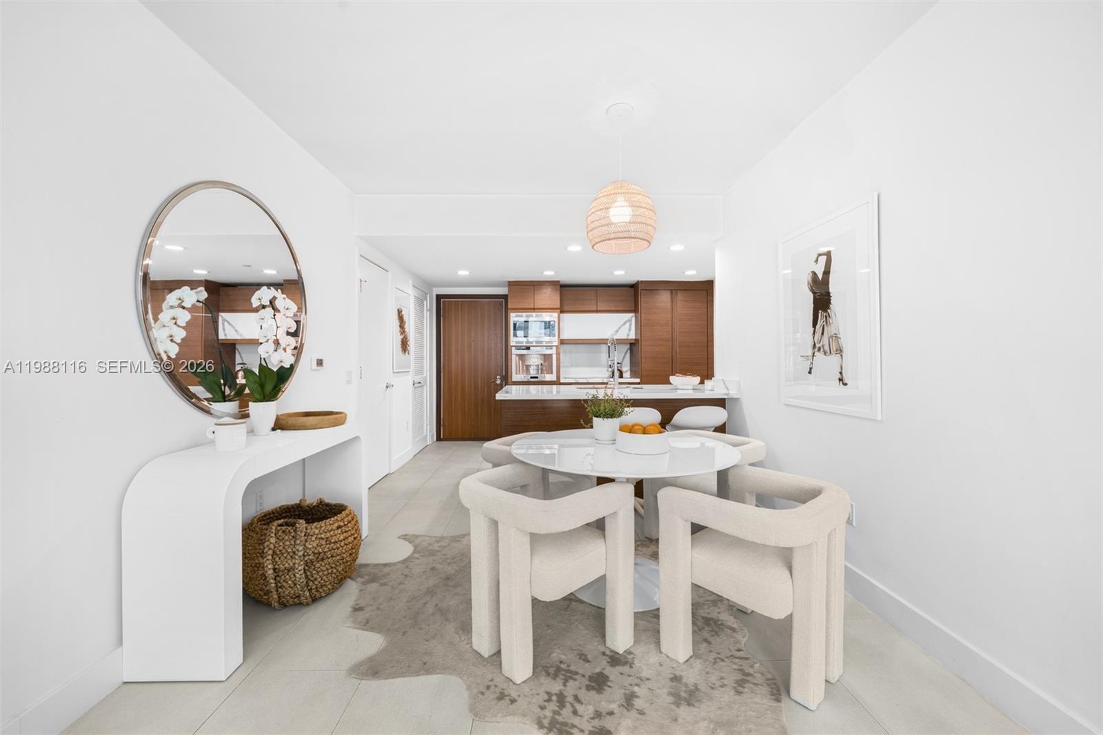 MEI CONDO - Residential