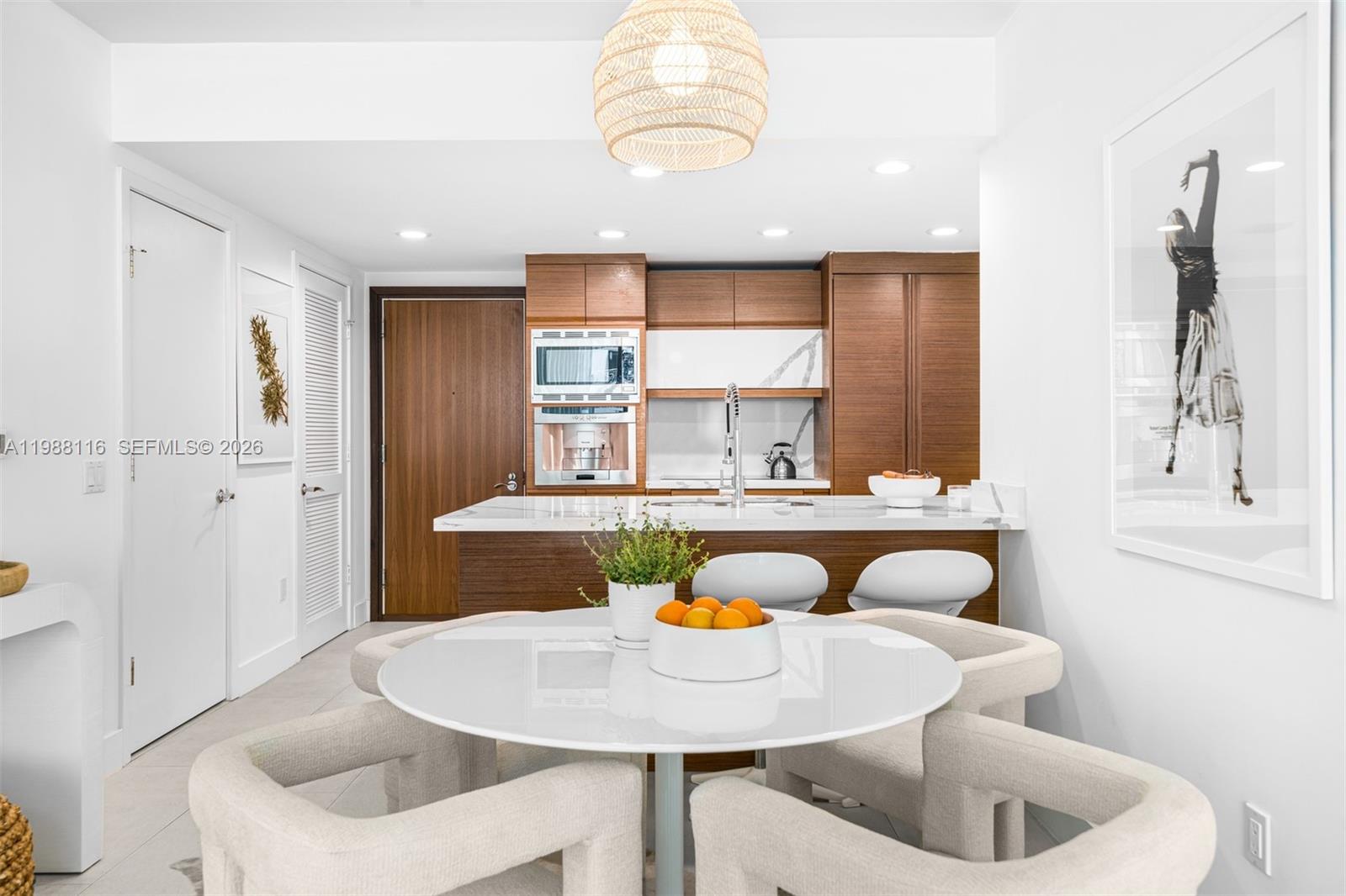 MEI CONDO - Residential