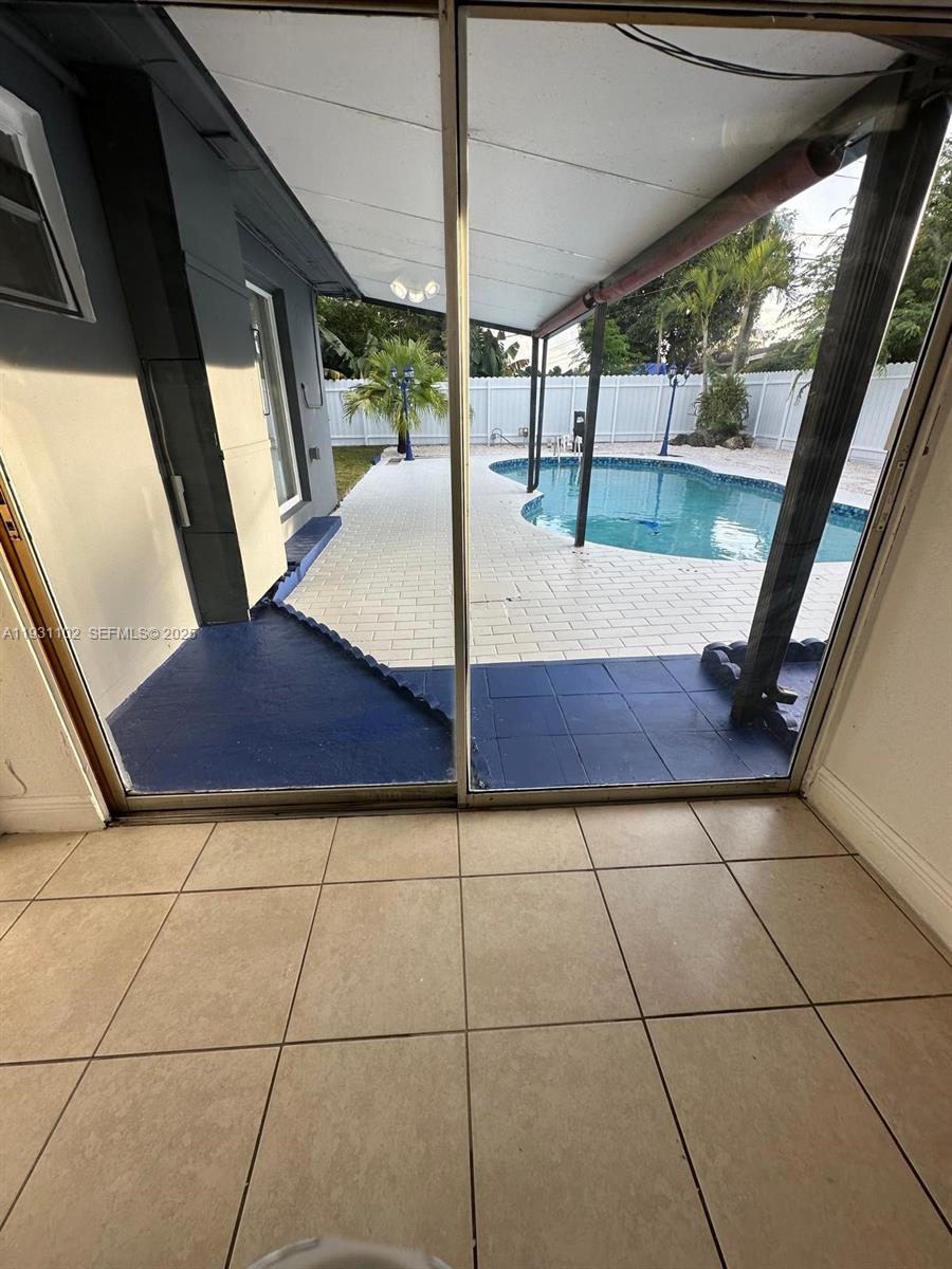 BERKELEY MANOR SEC 1 - Residential Lease