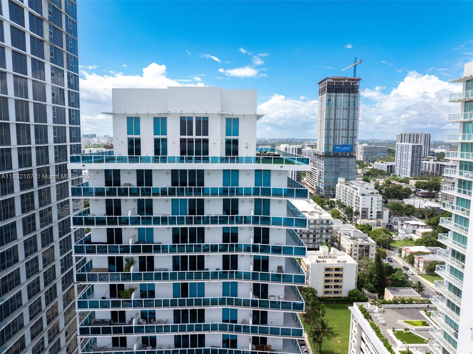 STAR LOFTS ON THE BAY CON - Residential