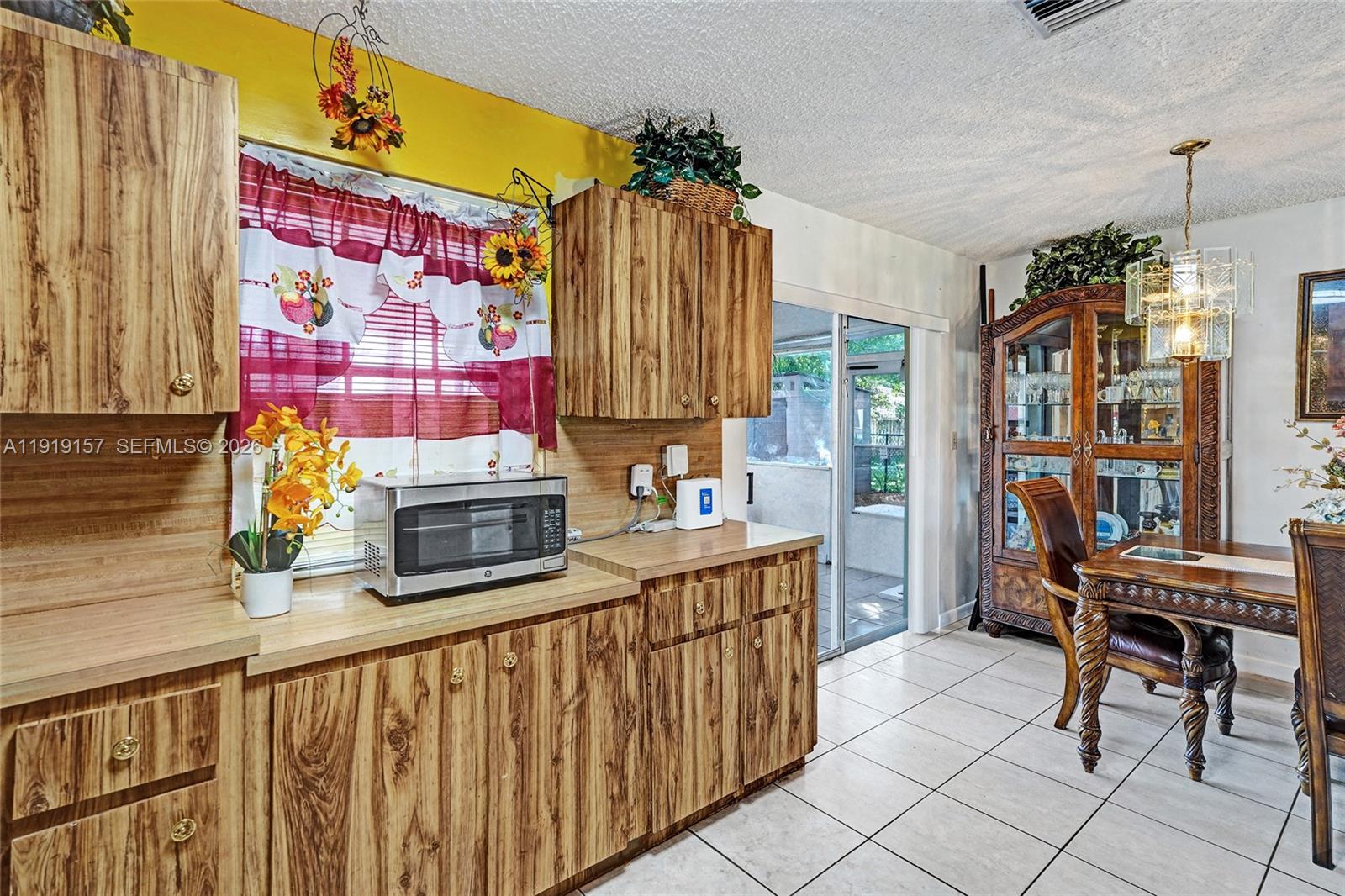 SUNRISE GOLF VILLAGE SEC - Residential