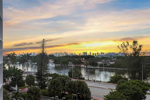 5001 Collins Ave 5E Miami Beach FL 33140