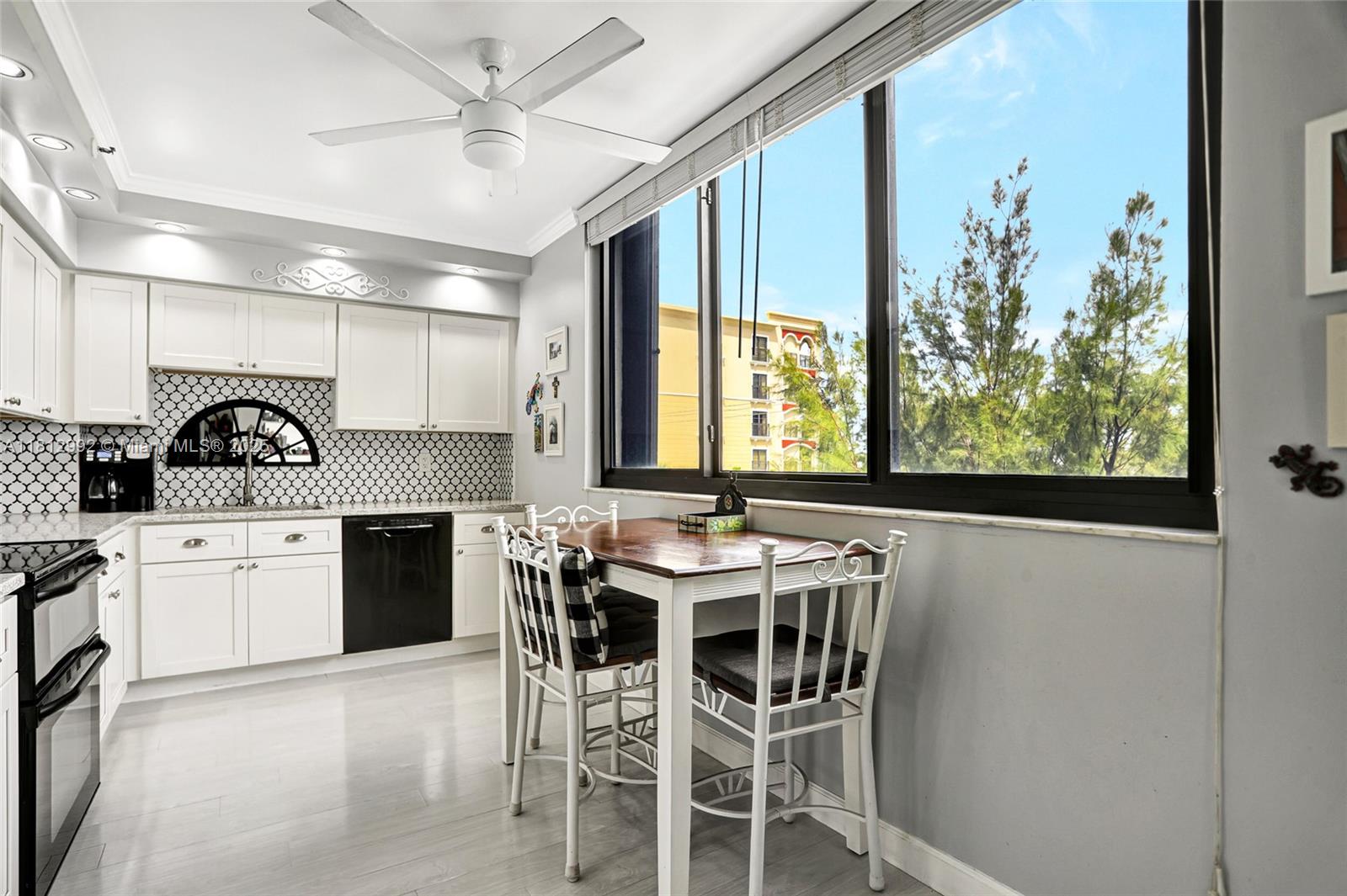 2300 NE 33rd Ave 402