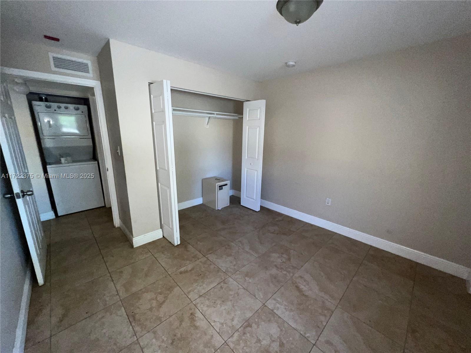 1999 NW 5th Pl 2