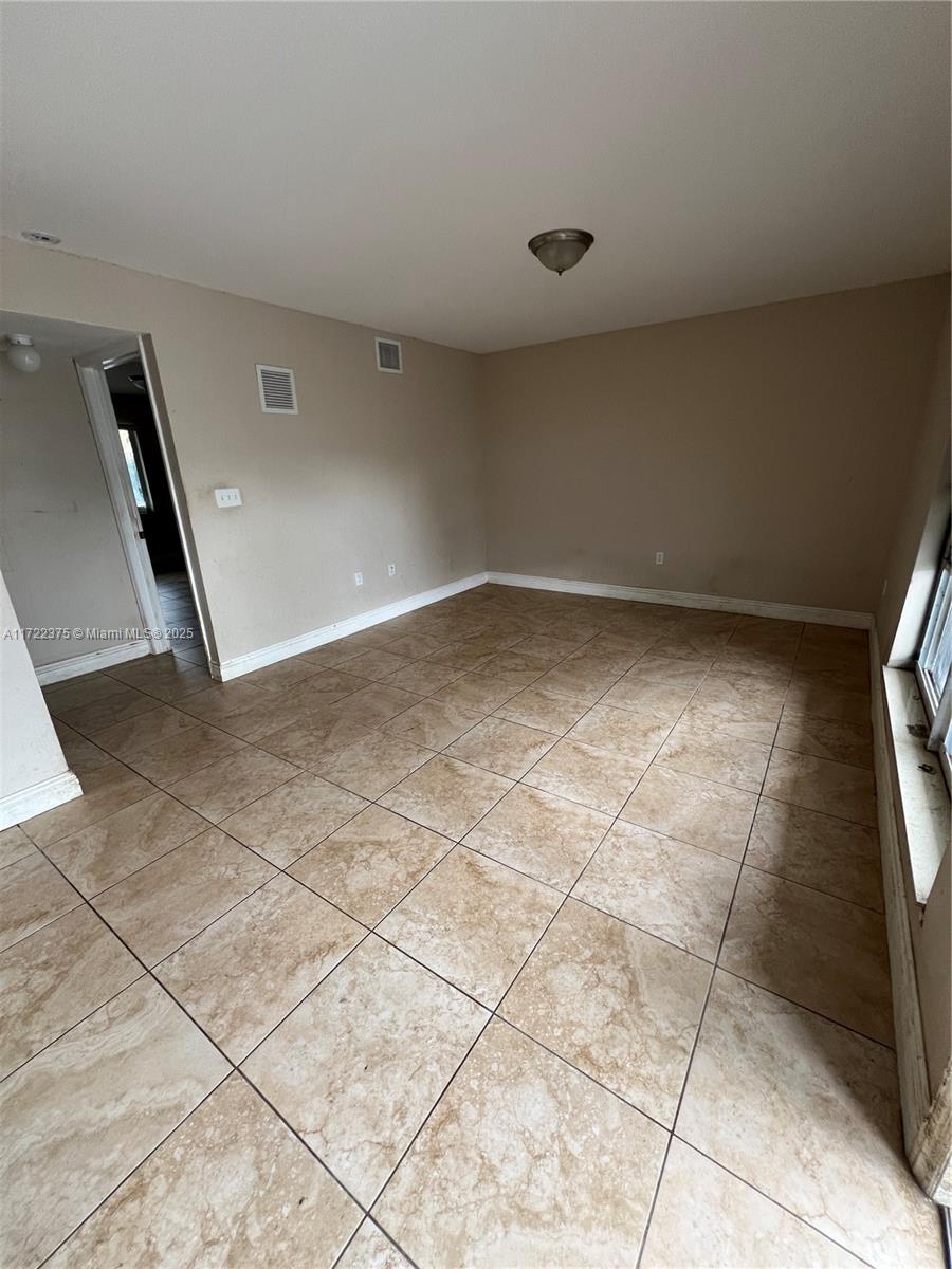 1999 NW 5th Pl 2