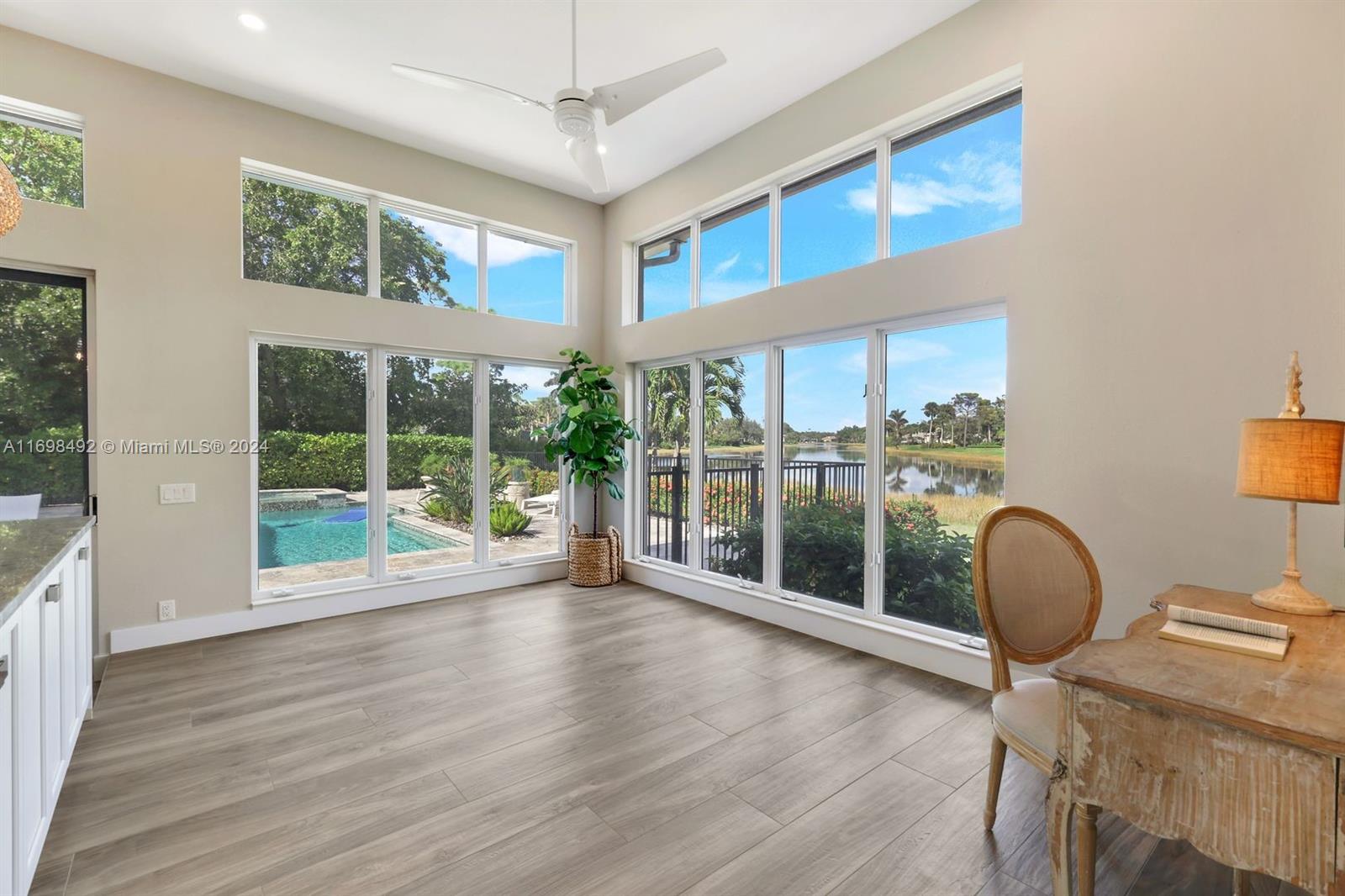 Longlake - Residential