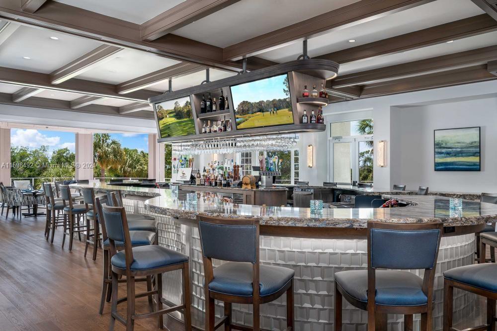 Longlake - Residential