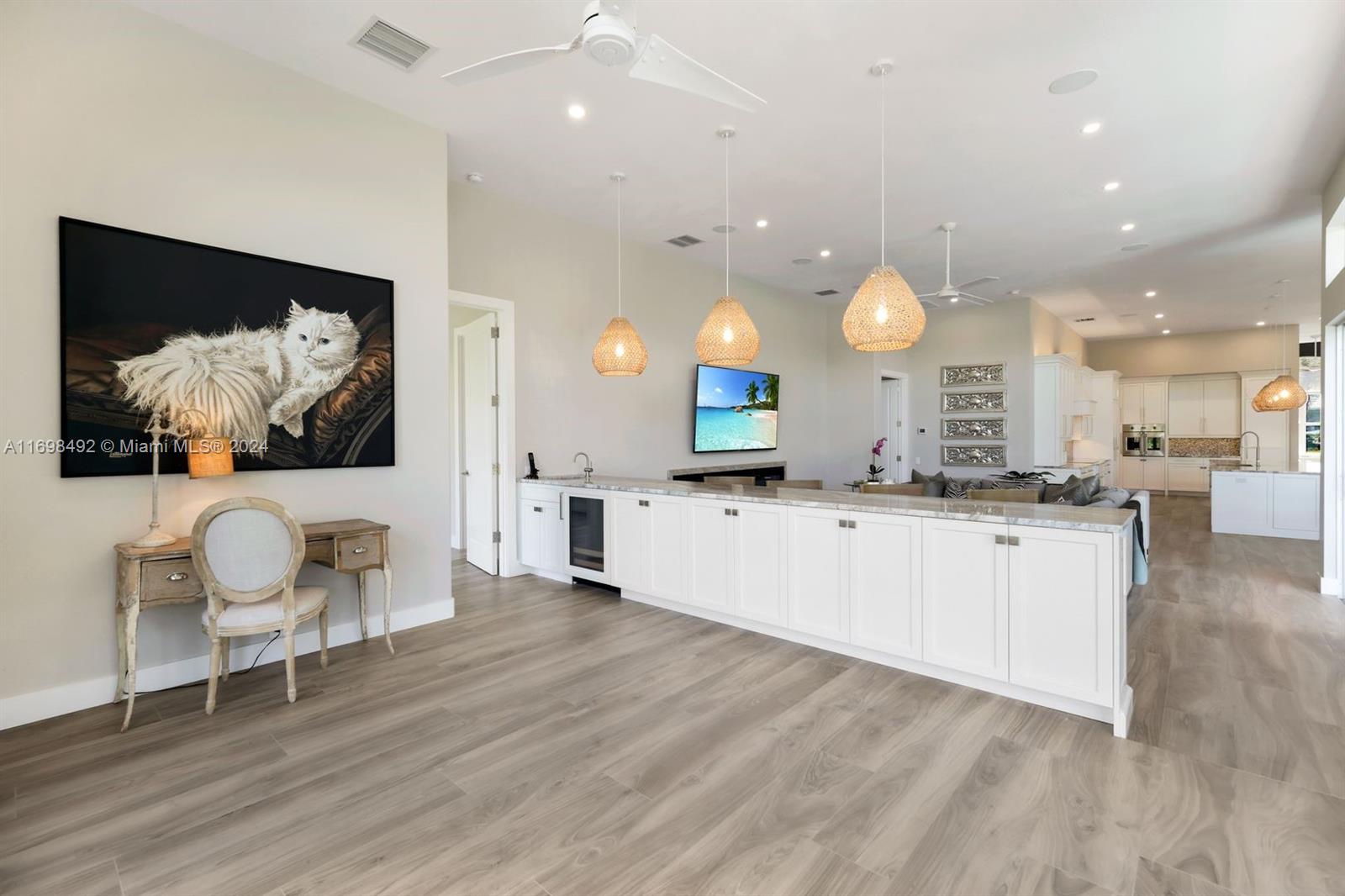 Longlake - Residential