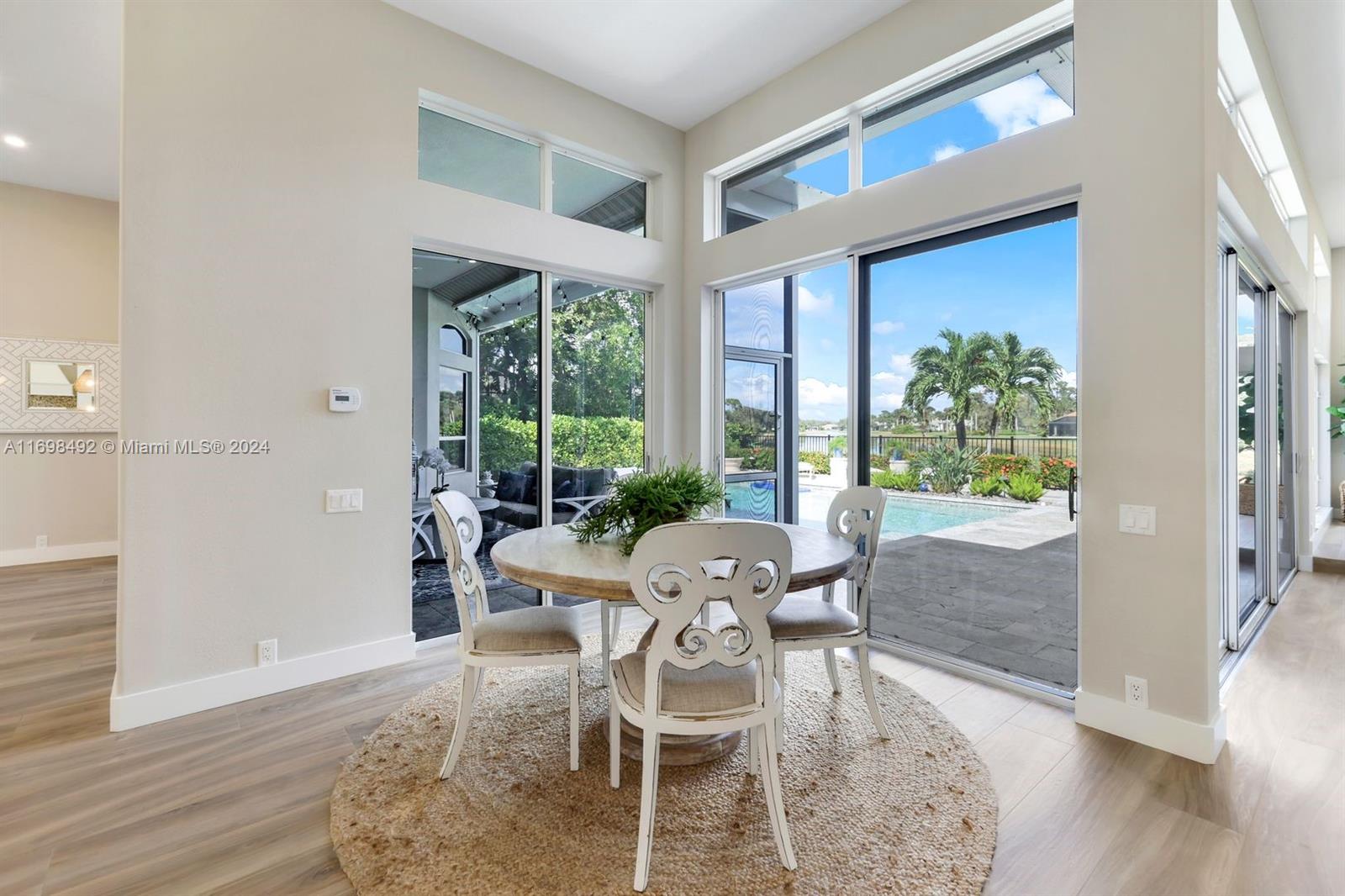 Longlake - Residential