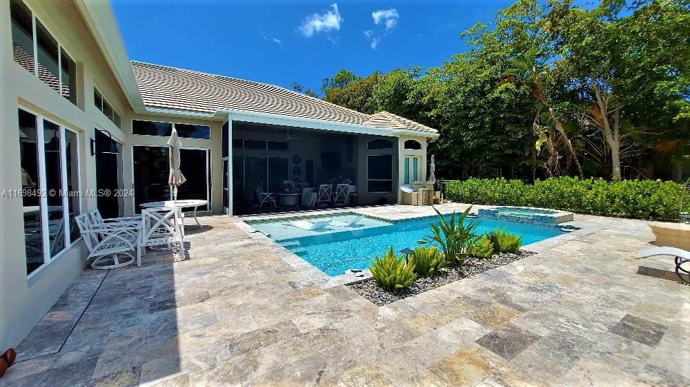 Longlake - Residential