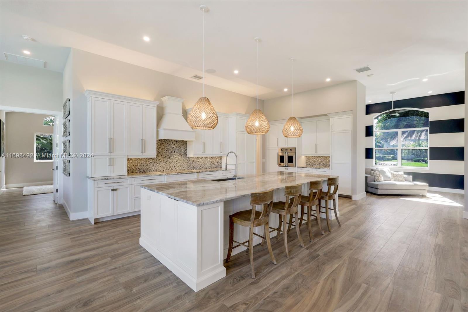 Longlake - Residential