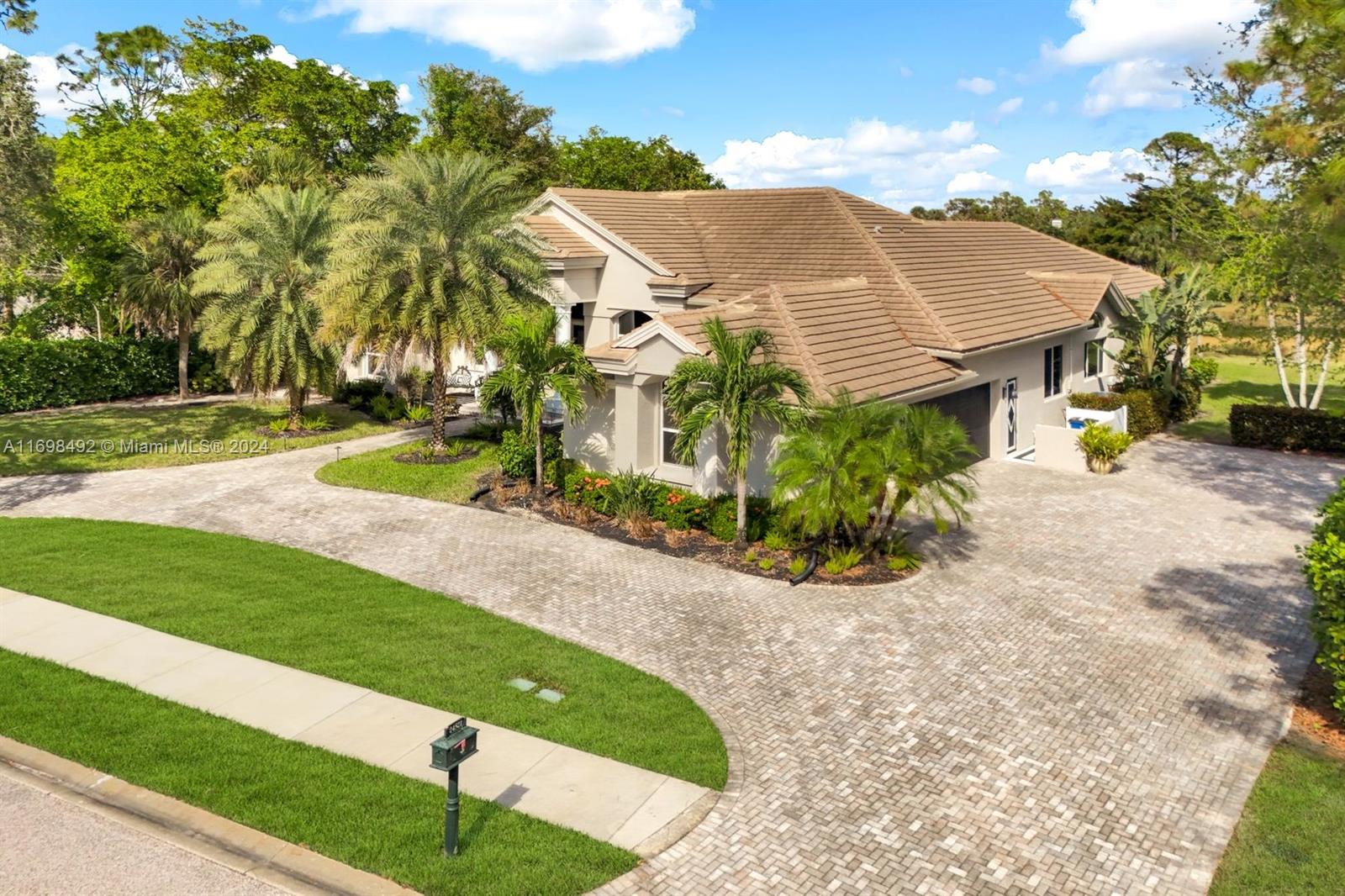 Longlake - Residential