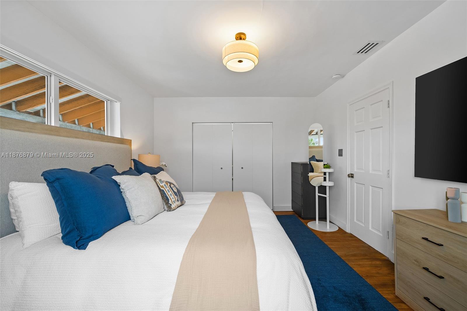 BISCAYNE BEACH-2ND ADDN - Residential