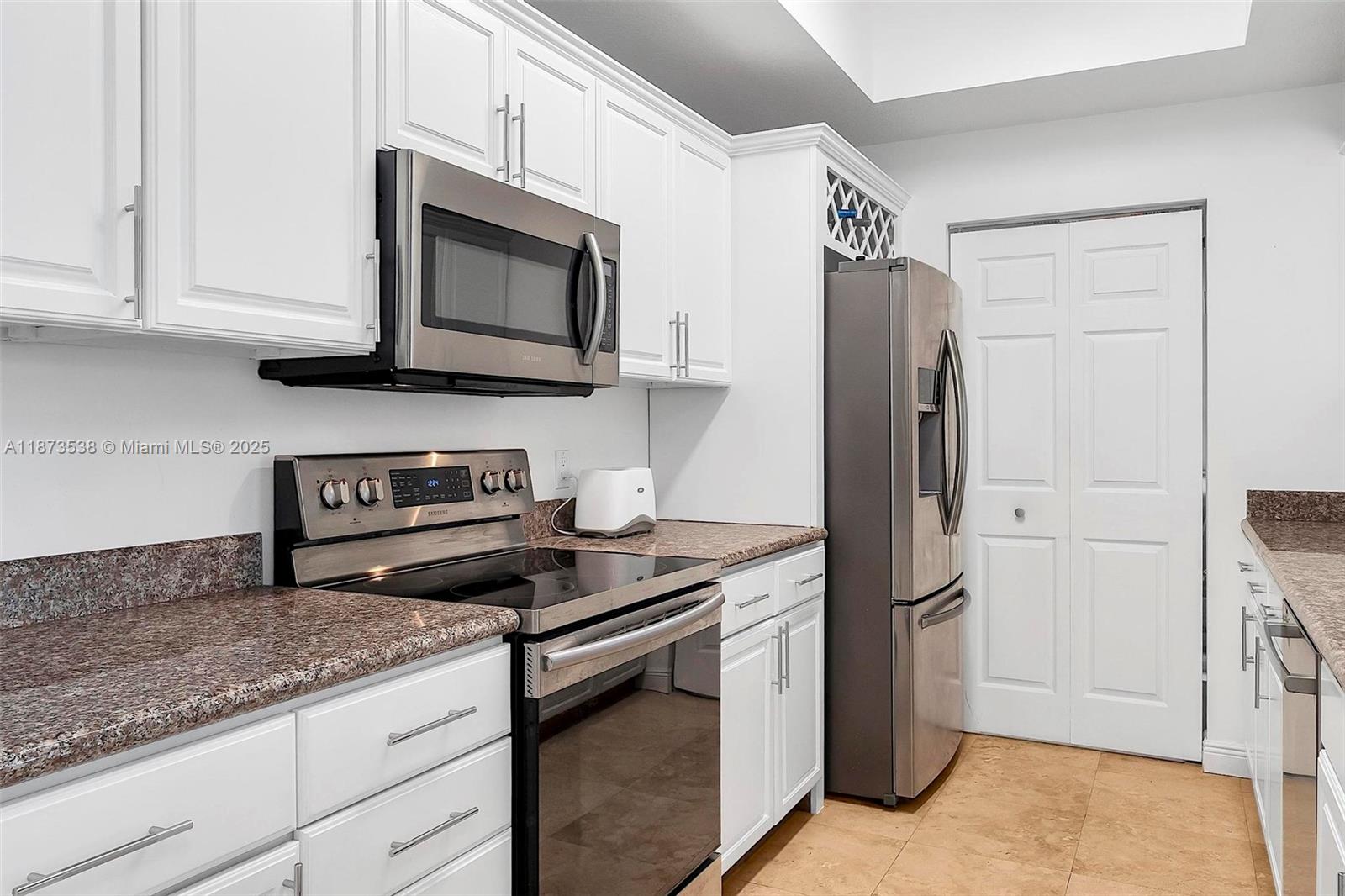 KEYSTONE VILLAS CONDO - Residential