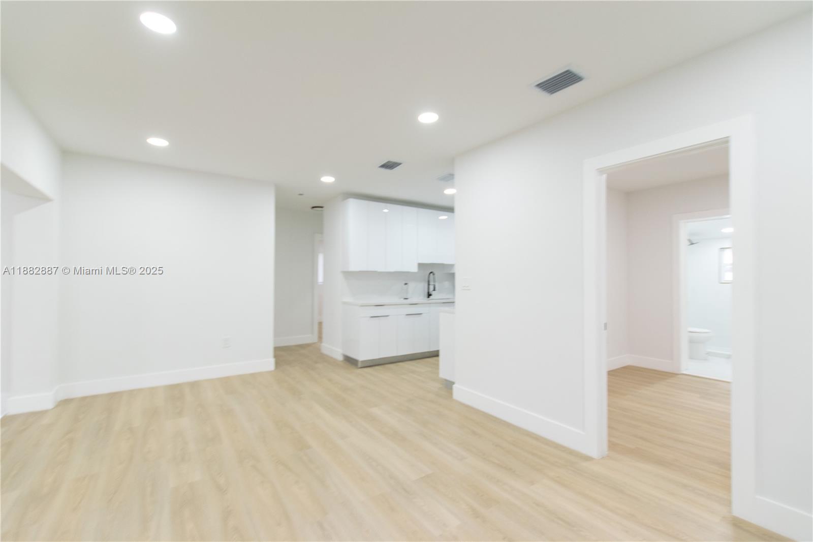 ORANGE HEIGHTS - Residential