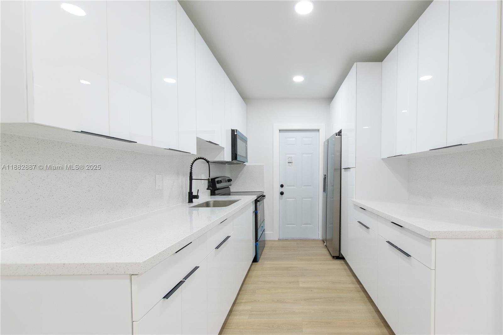 ORANGE HEIGHTS - Residential