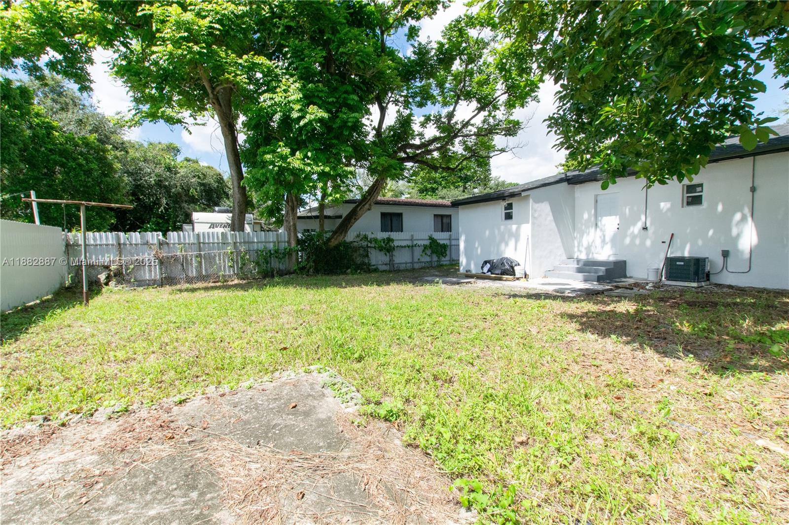 ORANGE HEIGHTS - Residential