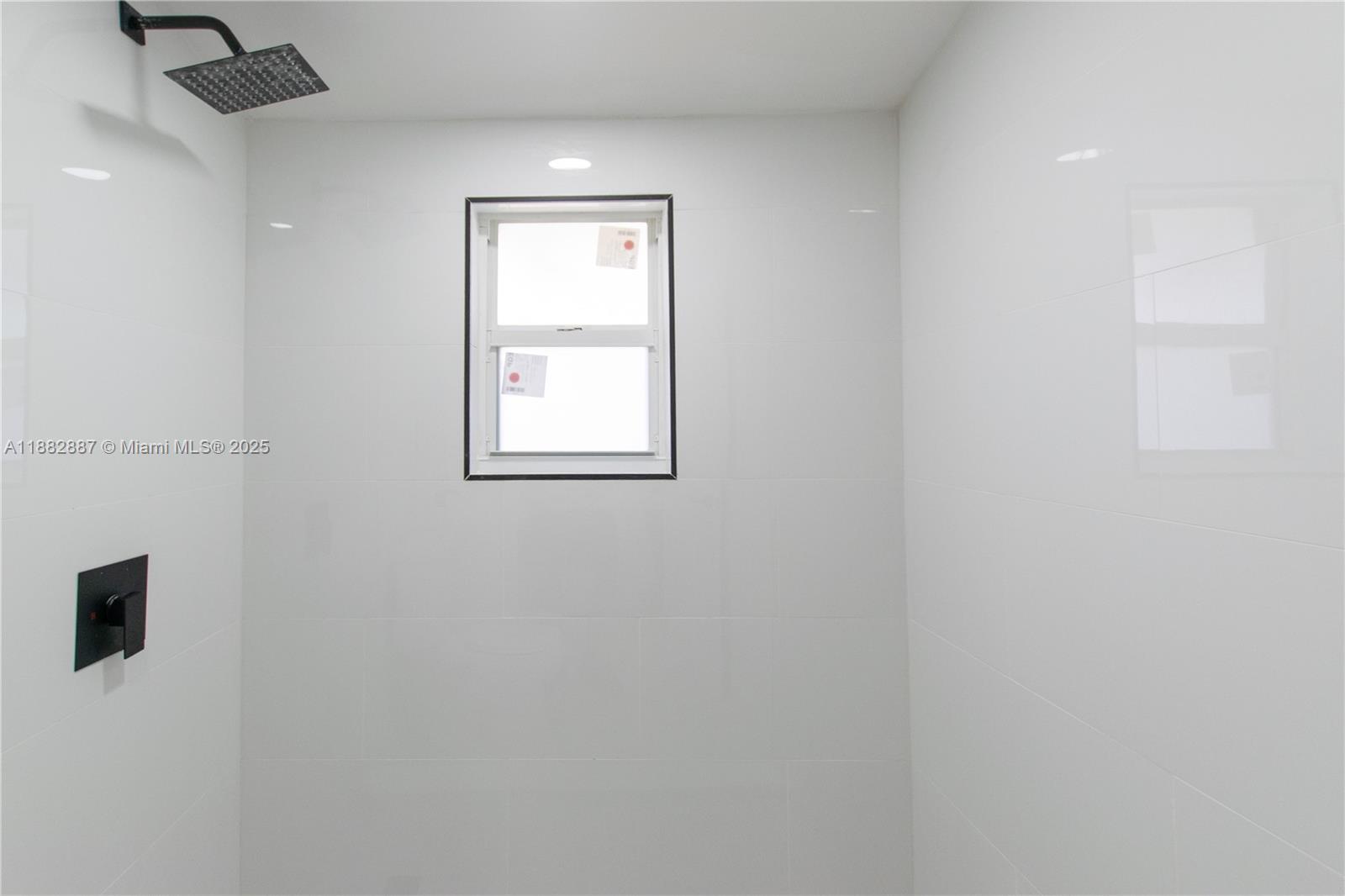 ORANGE HEIGHTS - Residential