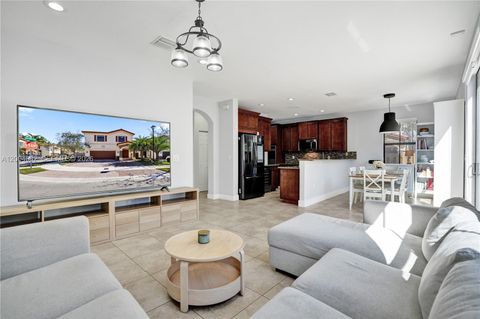 Tiny photo for 8895 NW 100th Pl, Doral, FL 33178 (MLS # A12004062)
