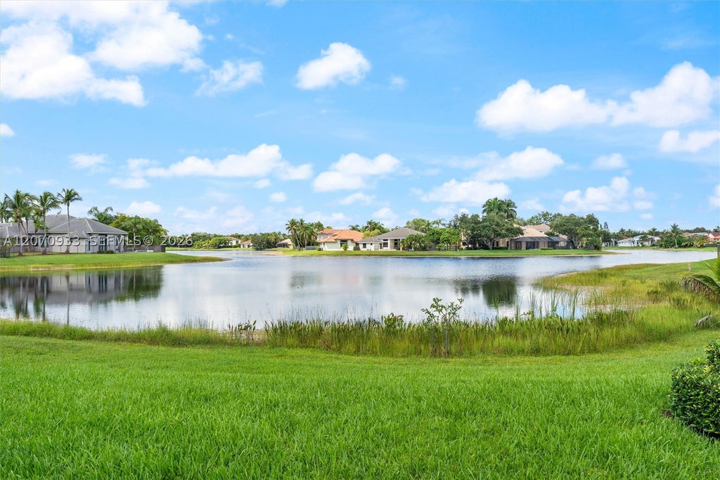 Photo of 2733 Meadowood Dr, Weston, FL 33332 (MLS # A12070933)
