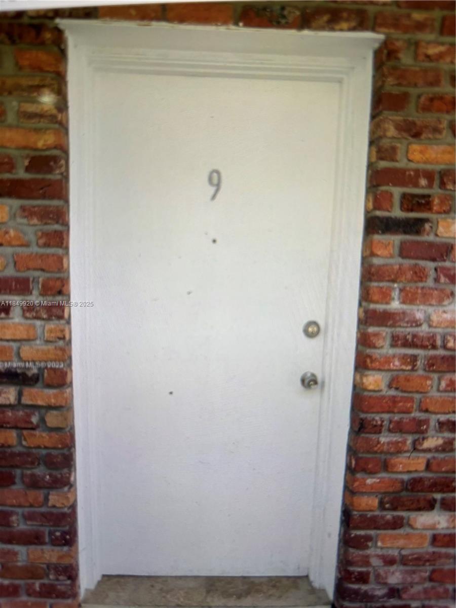 SUNRISE CLUB CONDO - Residential Lease
