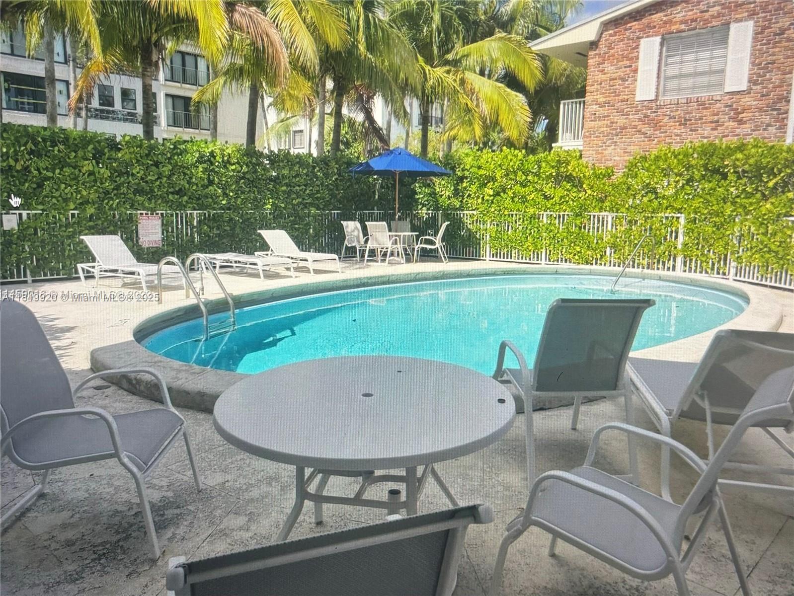 SUNRISE CLUB CONDO - Residential Lease