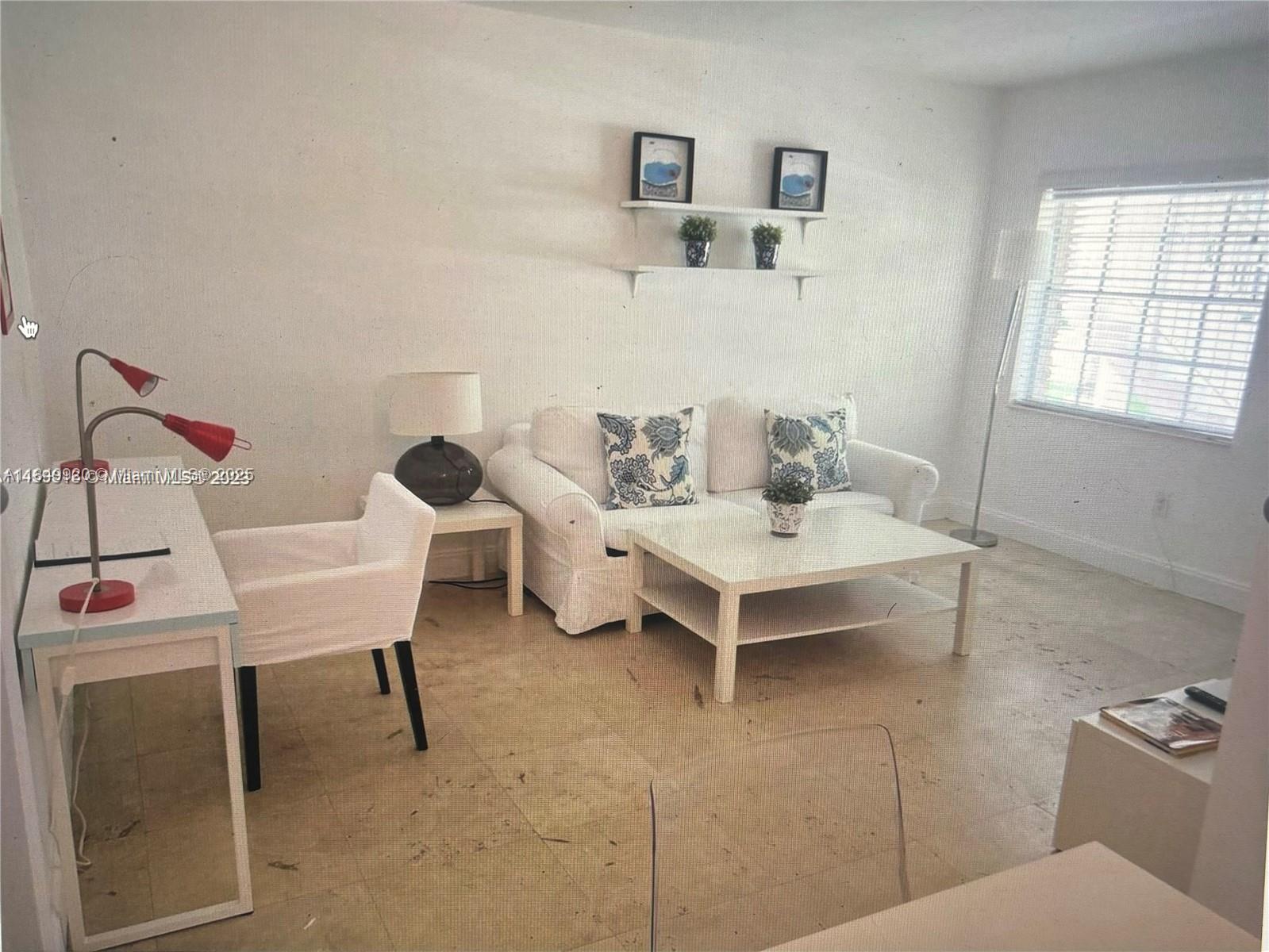 SUNRISE CLUB CONDO - Residential Lease