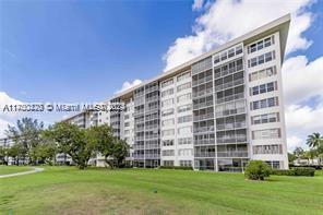 Rental Property at 3150 N Palm Aire Dr 507, Pompano Beach, Broward County, Florida - Bedrooms: 1 
Bathrooms: 2  - $1,720 MO.
