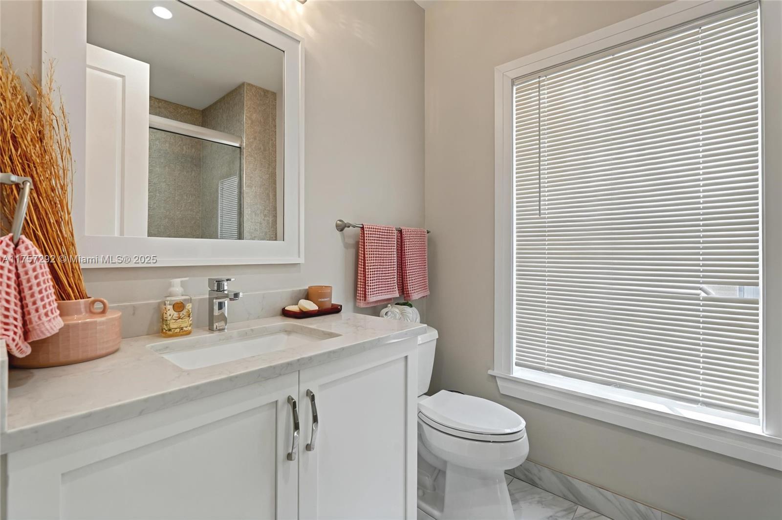 RIVER OAKS - Residential