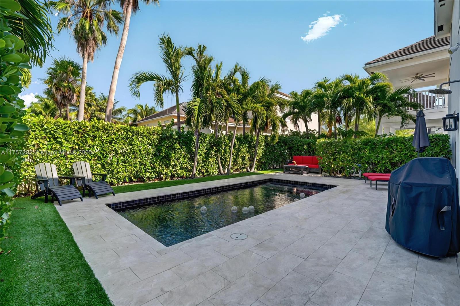 RIVER OAKS - Residential