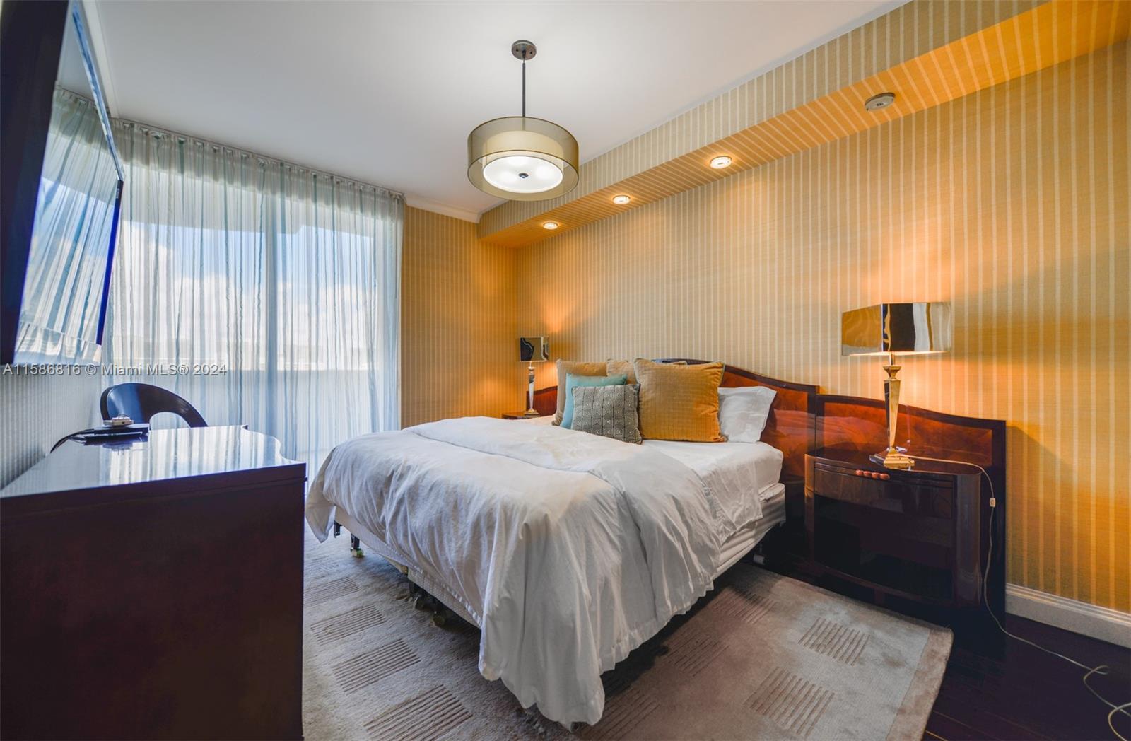 ACQUALINA OCEAN RESIDENCE - Residential