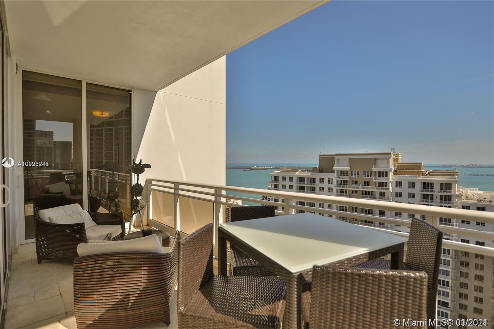 CARBONELL CONDO - Residential