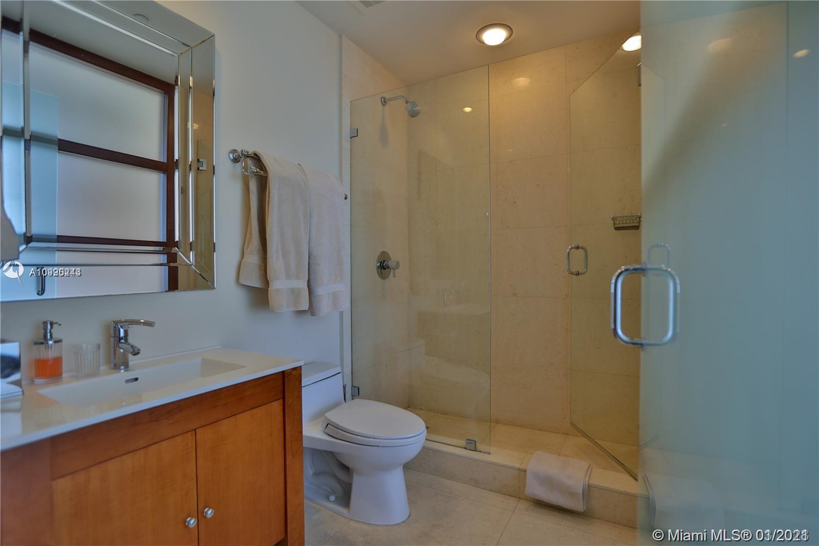 CARBONELL CONDO - Residential