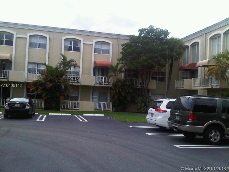 VENETIAN GARDENS AT COUNT - Residential Lease