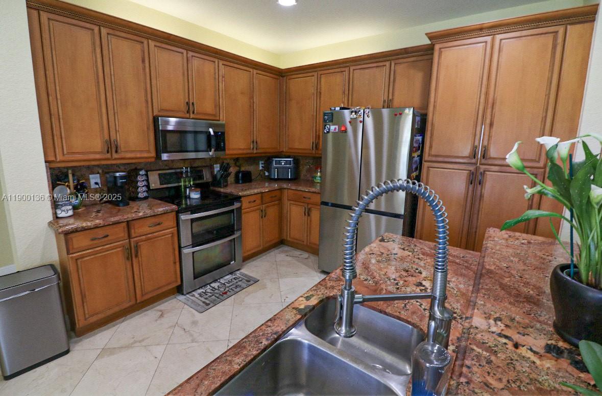 SILVER FALLS - Residential